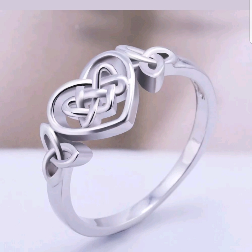Heart shaped stamped S925 sterling silver ring - Picture 5 of 6